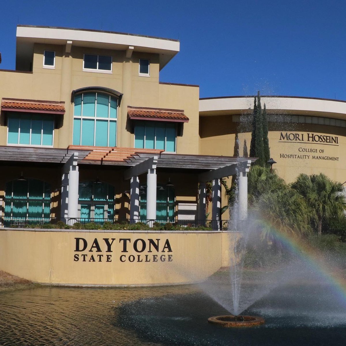 AdamParzych2022's tweet photo. I am blessed to announce that I have committed to Daytona State College to continue my academic and athletic career. I would like to thank God for everything that he has done for me. I also would like to thank my family, coaches, and teammates for making this possible.Go Falcons! https://t.co/k795XtdQxc