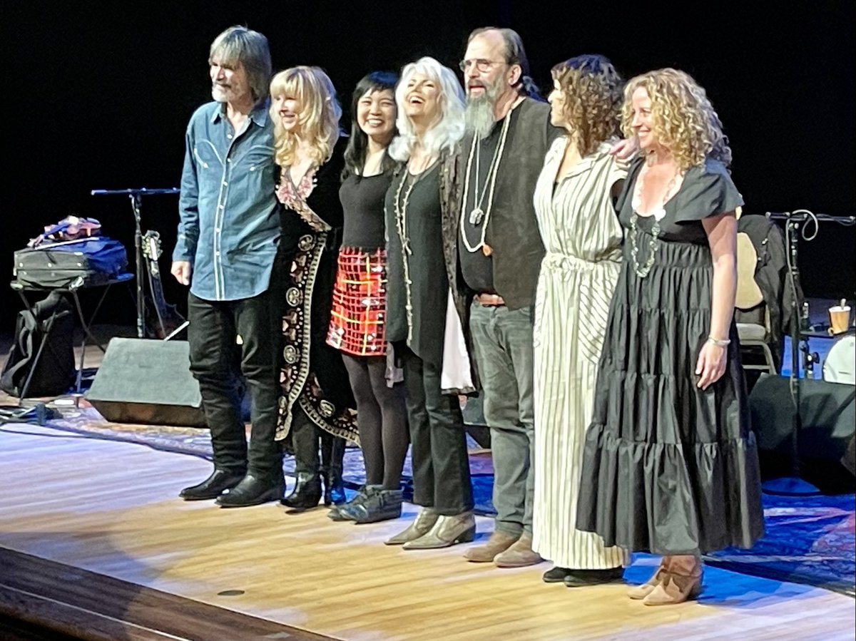 One more from the Collingswood stop on #thelanterntour, spearheaded by ⁦@EmmylouSongbird⁩. Great cause, memorable evening. 
Wanted to buy the signed poster, but they only took cash and who carries around $100 anymore?