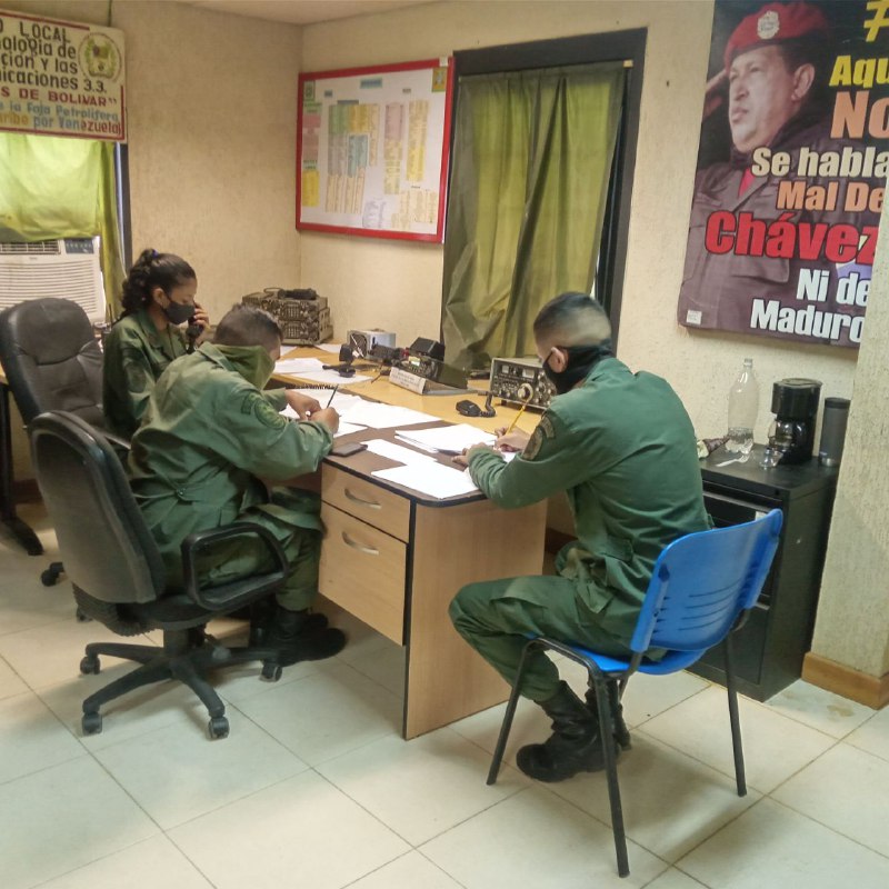ejercito_ve's tweet photo. 📢 #Entérate || Cumpliendo instrucciones del MG @FelixOsorioG, Cmdte Gral de este componente, la @tic_direccion realizó ejercicio de comunicaciones IBARRA I 2021 con la finalidad de adiestrar, organizar y conducir al personal de comunicaciones e informática de este componente. https://t.co/BsRKvQYb6A