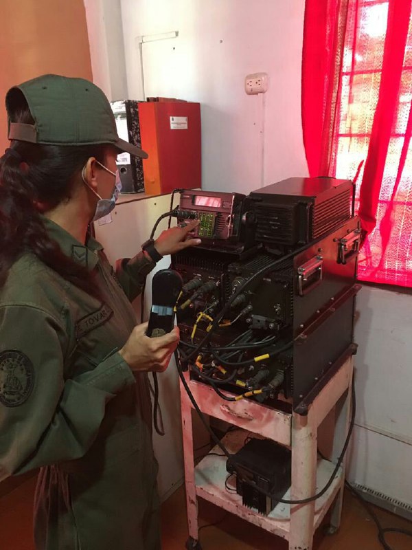 ejercito_ve's tweet photo. 📢 #Entérate || Cumpliendo instrucciones del MG @FelixOsorioG, Cmdte Gral de este componente, la @tic_direccion realizó ejercicio de comunicaciones IBARRA I 2021 con la finalidad de adiestrar, organizar y conducir al personal de comunicaciones e informática de este componente. https://t.co/BsRKvQYb6A