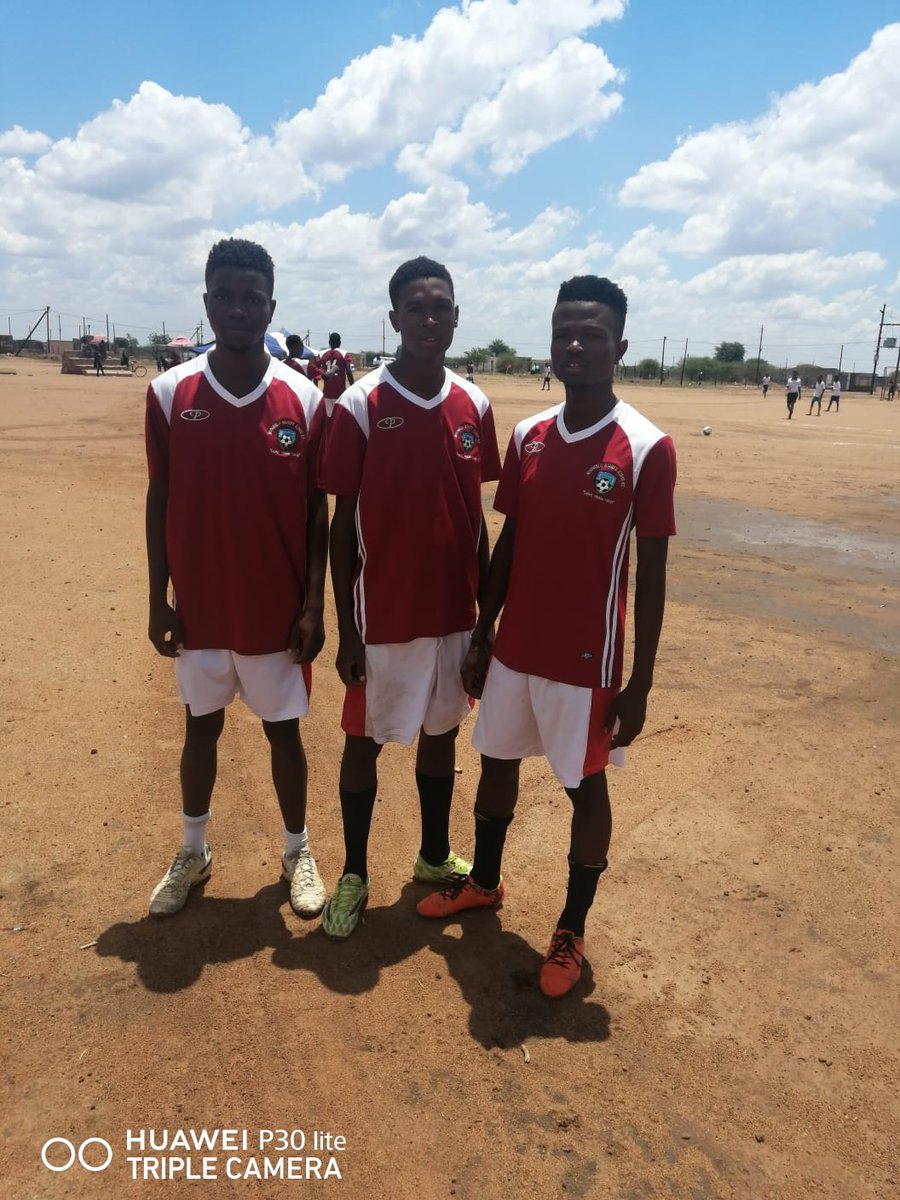 Knowla7's tweet image. North West