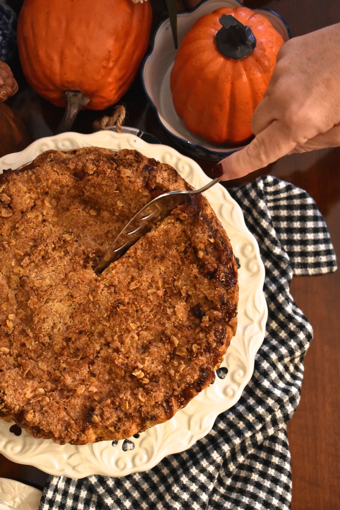 Crave Pie Studio tweet media
