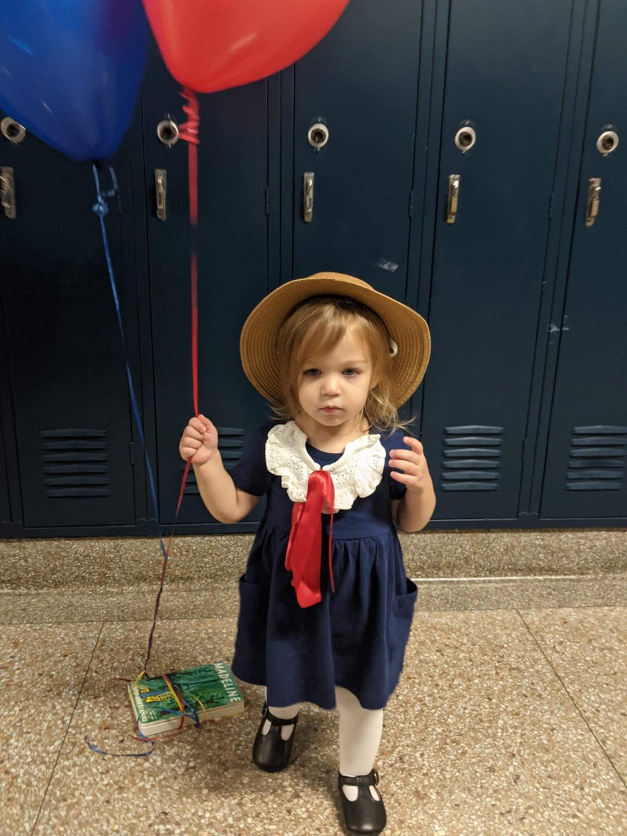 warrenjfk's tweet photo. Happy Halloween from the Kennedy Family! Enjoy some of our fave pics from the Annual Trunk or Treat, hosted by our Student Government. We are Kennedy, We are Blue Pride! #TrickOrTreat https://t.co/WmJnr8CpKf