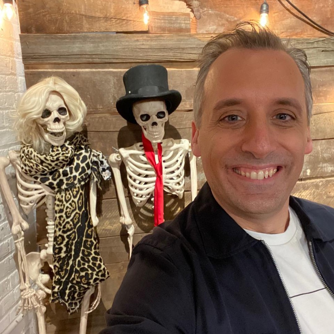 Joe_Gatto's tweet photo. Happy Halloween from me, my mom and my dad.  Stay safe and get lots of treats. https://t.co/zmBLsdbcAu