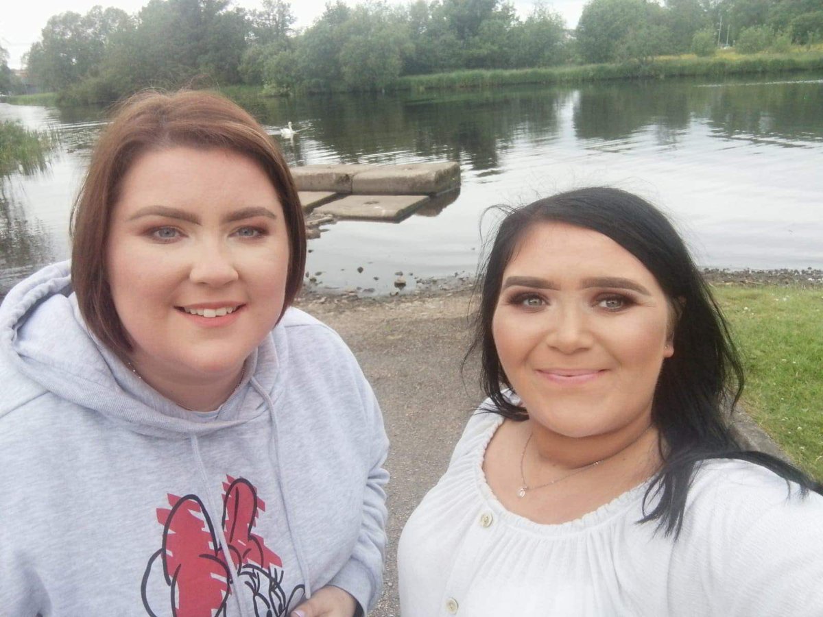 sarahgrant155's tweet photo. The JMG Group Country Drive In @EimearBoggs97 😍❤️🎶 #PaulKelly #GaryGamble #RobertMizzell #RitchieRemo #CountryDriveIn #Enniskillen https://t.co/RSjD1KOPZs
