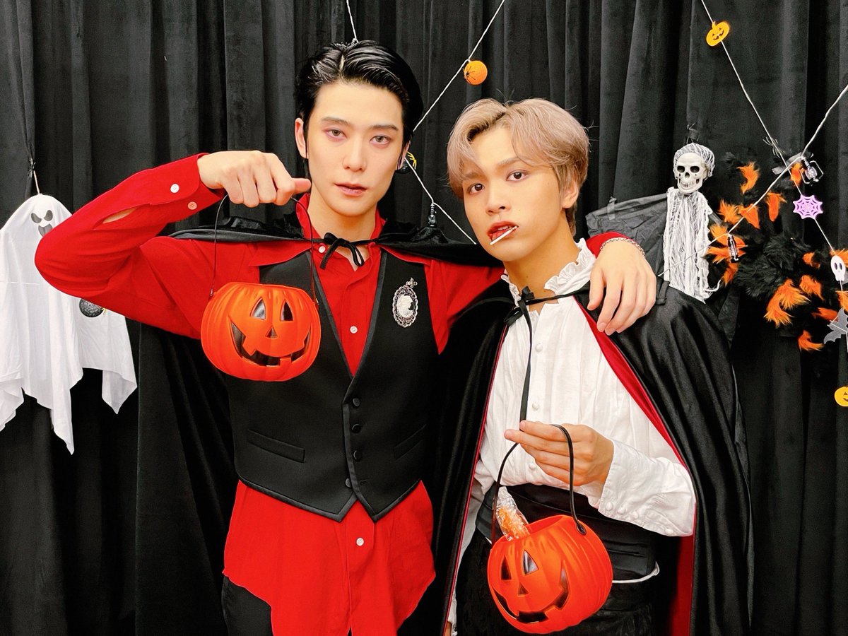 #JAEHYUN🧛🏻‍♂️🍷 #HAECHAN🧛🏻‍♂️🍷

#NCT #NCT127 #NCTDREAM
#SM_Halloween_House #SMTOWN_WONDERLAND_2021
#SMTOWN