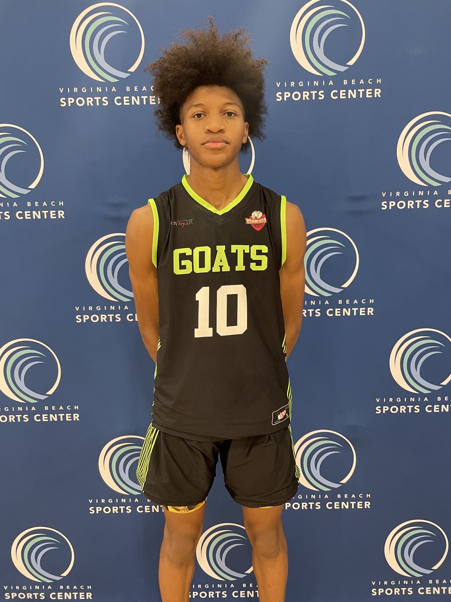 VBSportsCenter's tweet image. JV Boys FINAL
Team Vito: 59
Team Spires: 56
Donovan Blackman (@DonBlackman_) had a team high 18 points in their early Sunday morning win!