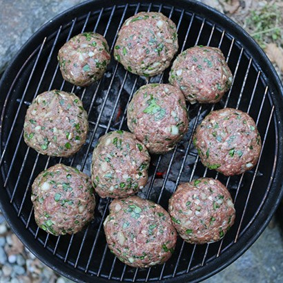 CafeDeBoston's tweet photo. Armenian Losh Kebab is a large burger made with fifty percent lamb, fifty percent beef. It is mixed with amazing herbs, spices, and chopped white onion. It’s an absolute flavor bomb.
https://t.co/4WtYNNkI2H

#ArmenianFood #LoshKebab #Kebab #MediterraneanFood #Lamb #Beef #Burger https://t.co/YolcuE9bup