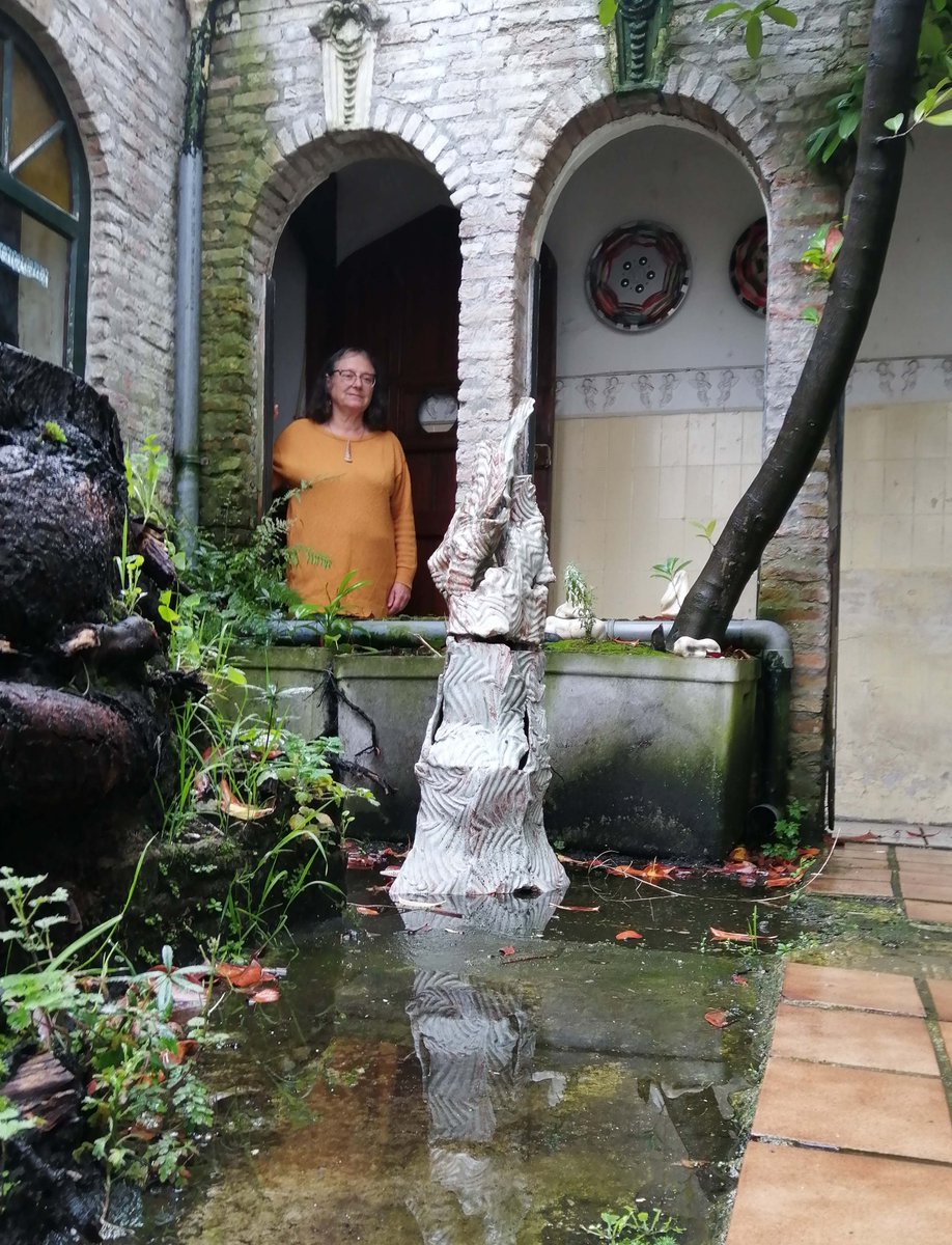 kunstcolWIT's tweet photo. Catherine Pineau (lid van Westlands kunstenaarscollectief Wit) exposeert samen met 3 andere keramisten bij Urban RAW,         
Oog in ‘t Zeilstraat 44, Den Haag. Verlengd t/m 14 november, zaterdag en zondag 13-17 uur https://t.co/Aipj3BROHj