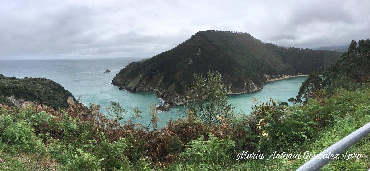MariaAntoniaSVB's tweet photo. Mañana con un poco de 💦 por nuestro paraíso particular, Pechón.
#RiaDeTinaMenor #PlayaDeAmio #MonumentoAlPescadorDeCaña #Pechon #ValDeSanVicente #ParqueNaturalDeOyambre #CantabriaAlMar #ElParaiso #Cantabria https://t.co/K5Mmvhe77r