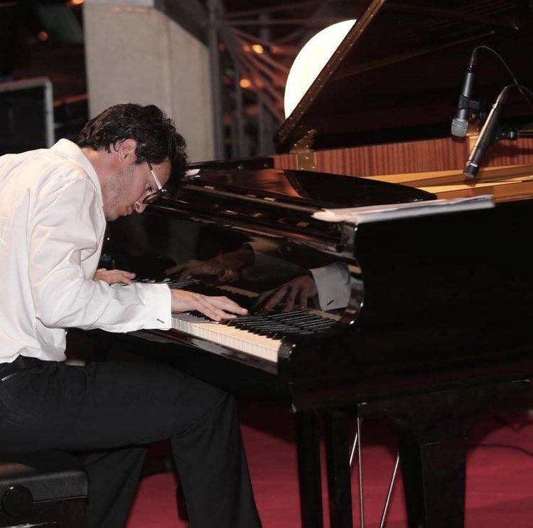 PatroneRita's tweet photo. #musicisti Francesco Marano pianista in finale oggi a Roma #tourmusicfest https://t.co/GZkUbw3k0a