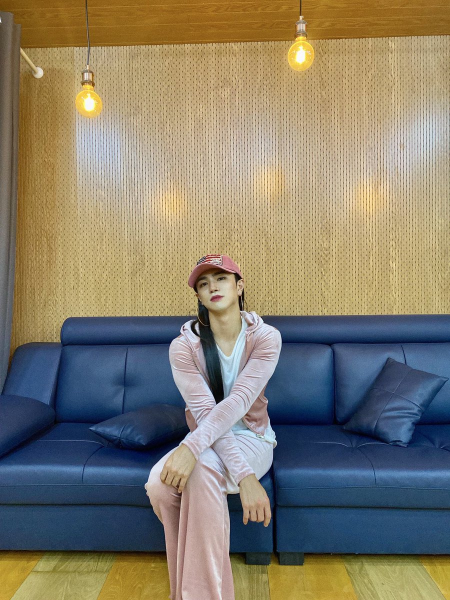 VannerOfficial's tweet image. ✨💘