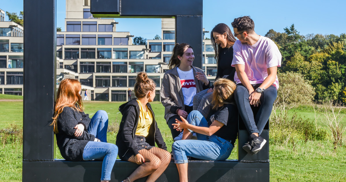 University of East Anglia / بالعربي tweet media