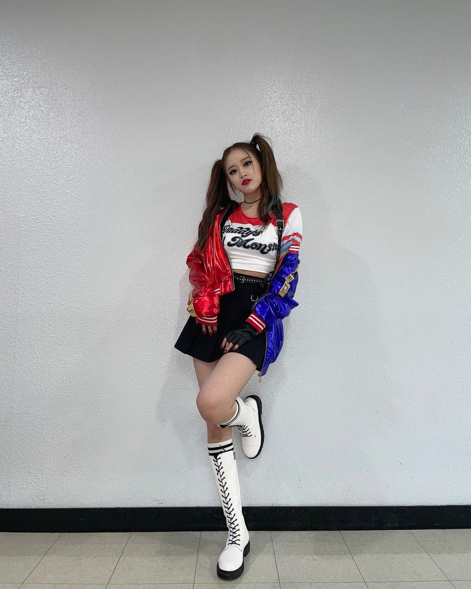 ARABIVE6's tweet photo. 211031 - 📸
تحديث يوجين في حسابها عبر الانستقرام :
" هارلي كوين سعيد👻 "
#Yujin #StarShipGirls https://t.co/Foq8pqEsSb