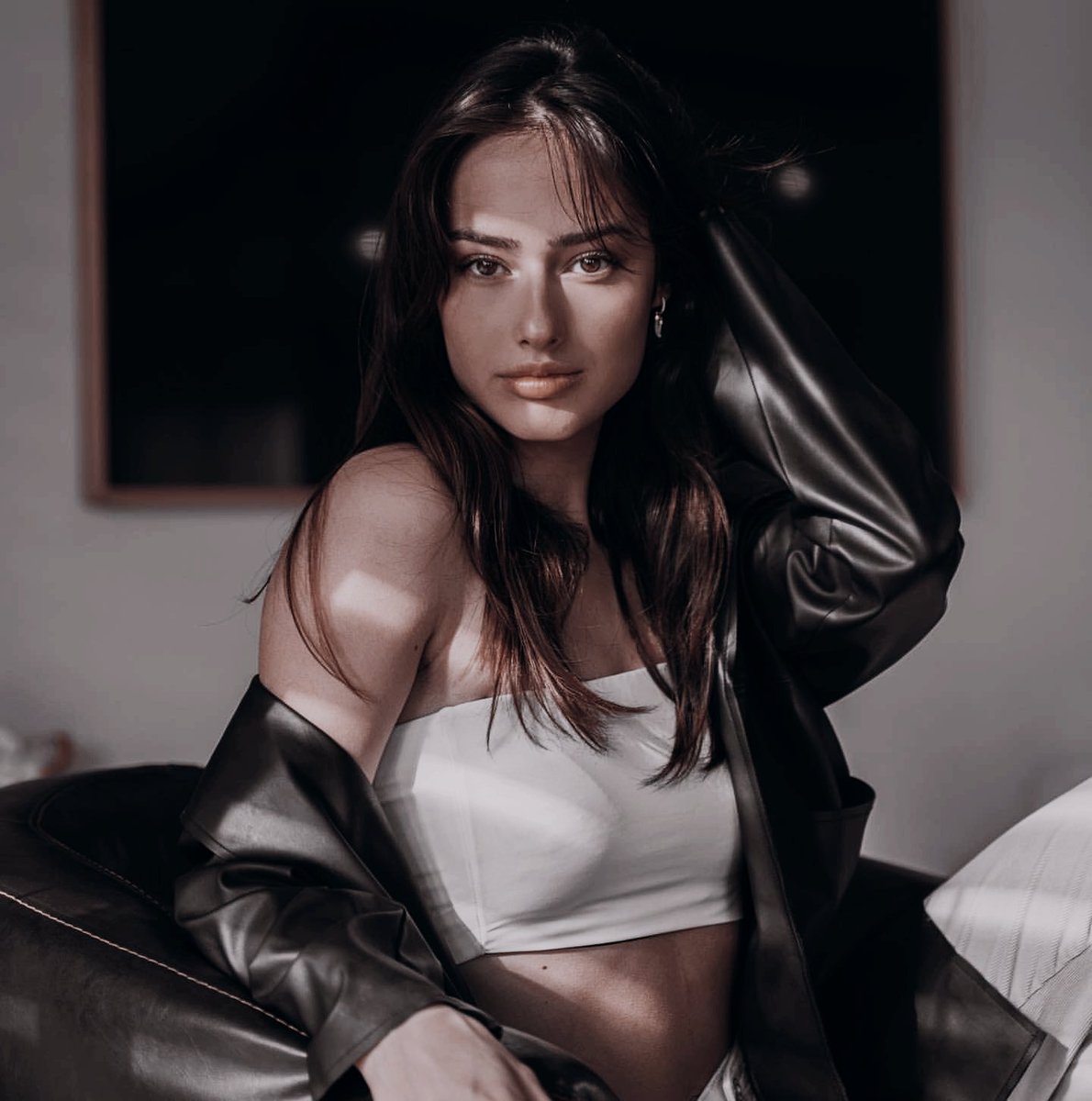 BLXCKS3A's tweet photo. Por aquí vuestra sagitario favorita, @obxrol

⠀⠀     𝐒𝐇𝐈𝐕𝐀𝐍𝐈 𝐓𝐔𝐑𝐍𝐄𝐑

⠀⠀     ─── 𝙽𝚒𝚗𝚝𝚎𝚎𝚗
⠀⠀     ─── 𝙺𝚘𝚘𝚔
⠀⠀     ─── 𝙻𝚘𝚞 𝙰𝚗𝚗 𝚅𝚎𝚌𝚌𝚑𝚒𝚊

🦭 / 𝑇𝒉𝑖𝑠 𝑠𝑢𝑚𝑚𝑒𝑟 𝑤𝑖𝑙𝑙 𝑏𝑒 𝑜𝑢𝑟 𝑠𝑢𝑚𝑚𝑒𝑟 https://t.co/vvVNprT36J