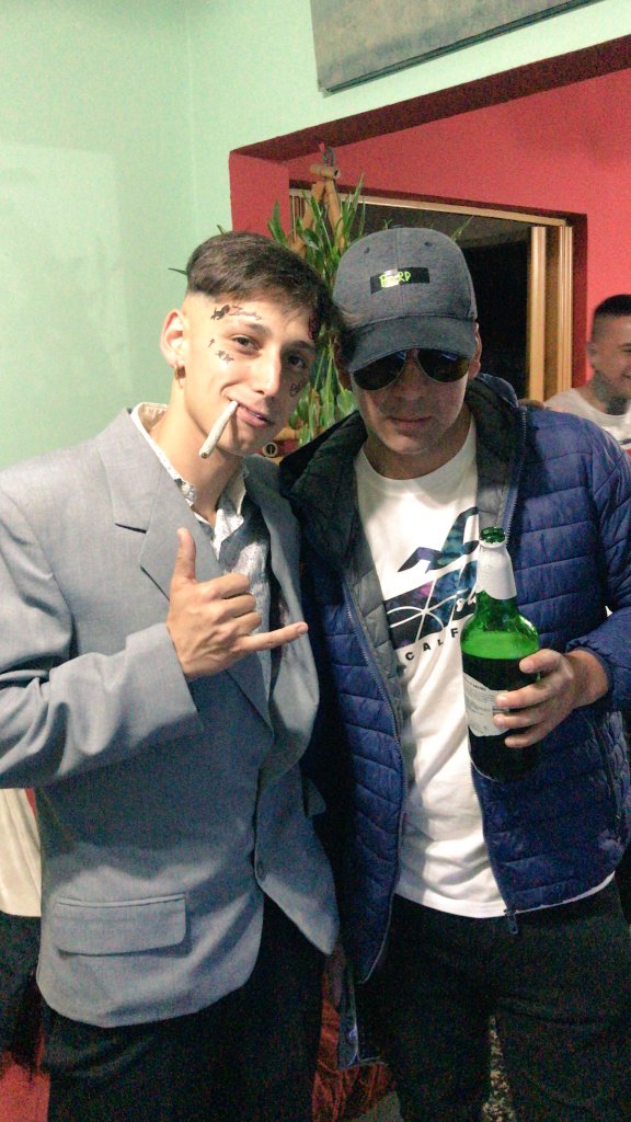 LucasAlmadaCL's tweet photo. El más duro de lo argentino con el @bizarrap https://t.co/WxnJCE1lW8