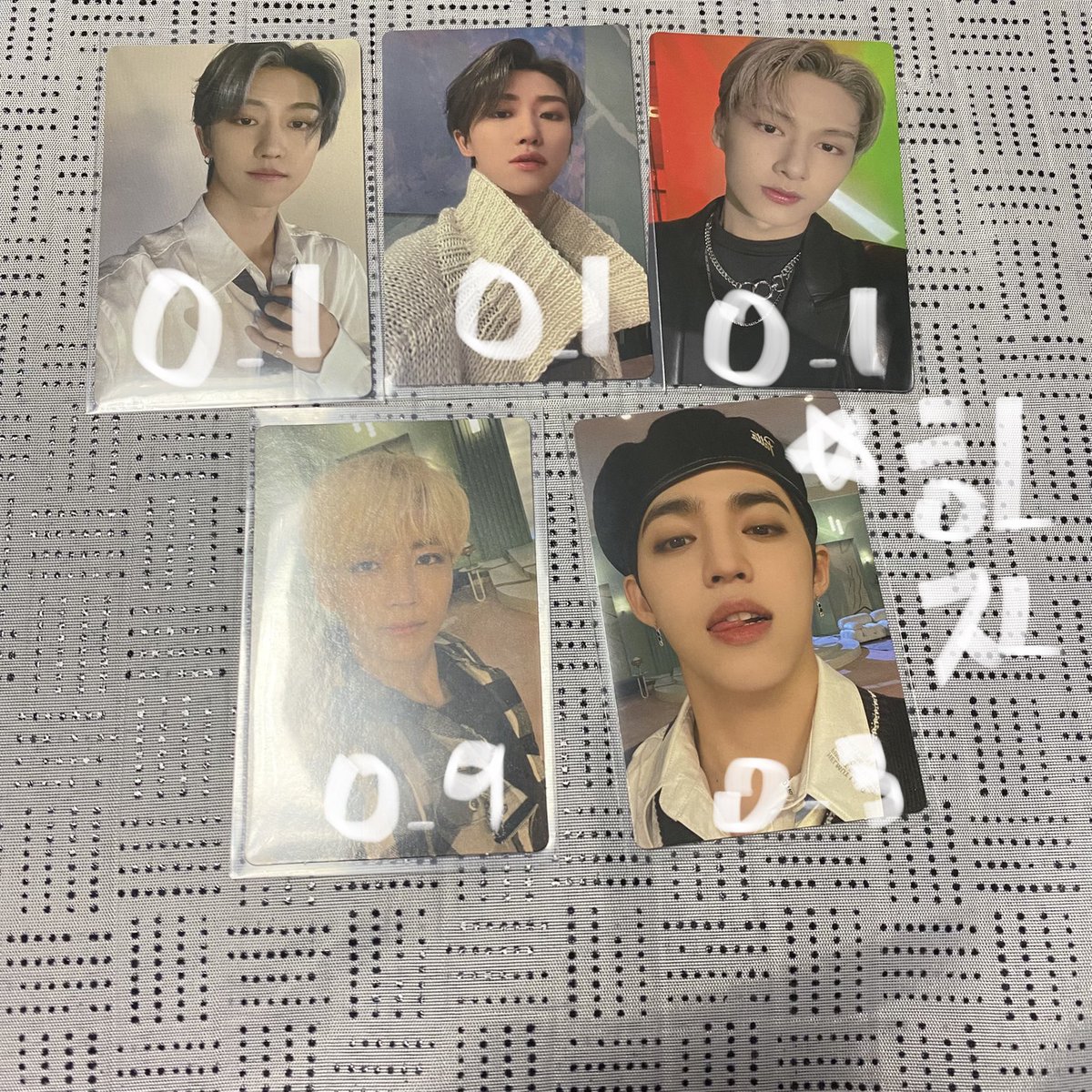 wtcqon's tweet photo. #세븐틴 아타카 캐럿반 포카 양도
에스쿱스 정한 준 디에잇 최승철 윤정한 문준휘 서명호

준등기, 반택 +0.18

예민하신 분 거래 지양해 주세요 ㅜㅜ https://t.co/b81vMTGk5K
