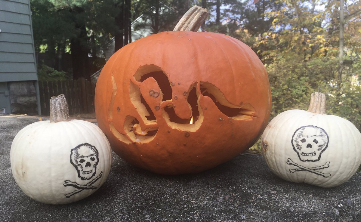 Boston1775's tweet photo. Coming out strongly against the Stamp Act this Hallowe’en. It’s supposed to take effect on the 1st of November, after all. https://t.co/bI6QgN0ylU