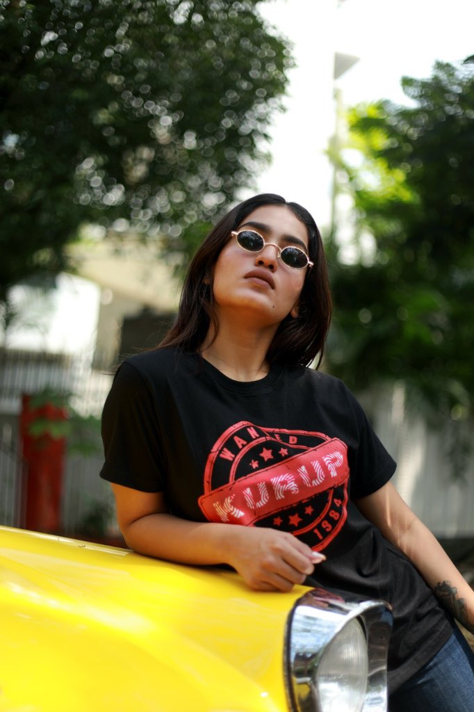 dulQuer's tweet photo. Get #Kurup official merch only on @MYDESIGNATION2 !!! Thank you #saniyaiyappan for rocking the shirts !!  #KurupFromNov12 #kurupmerch https://t.co/qSQ6OWEZIK