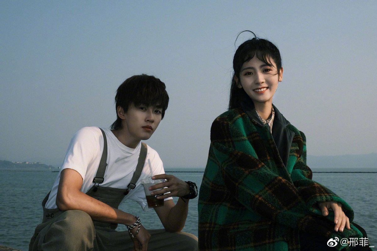FairXingBr's tweet photo. •Esse ao lado dela é #LiuYuHang, seu colega de elenco dos dramas #YourHighnessClassMonitor e #MyGirl.

(3/3)
#邢菲 #XingFei #FairXing #FeiXing https://t.co/Y18bgqzuSm