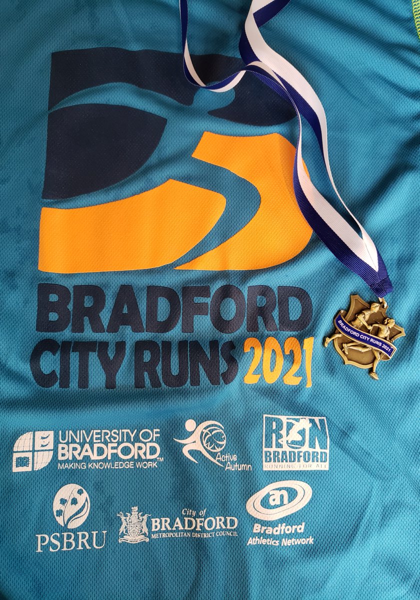 An awesome effort by all the runners who took part in the #BradfordCityRuns this Halloween morning, and many thanks to all the supporters and organisers too. 👏👟🏃‍♀️🏅

The rain did little to dampen our 'spirits'! 🌧️👻🎃

#BCR2021 #Running #Bradford