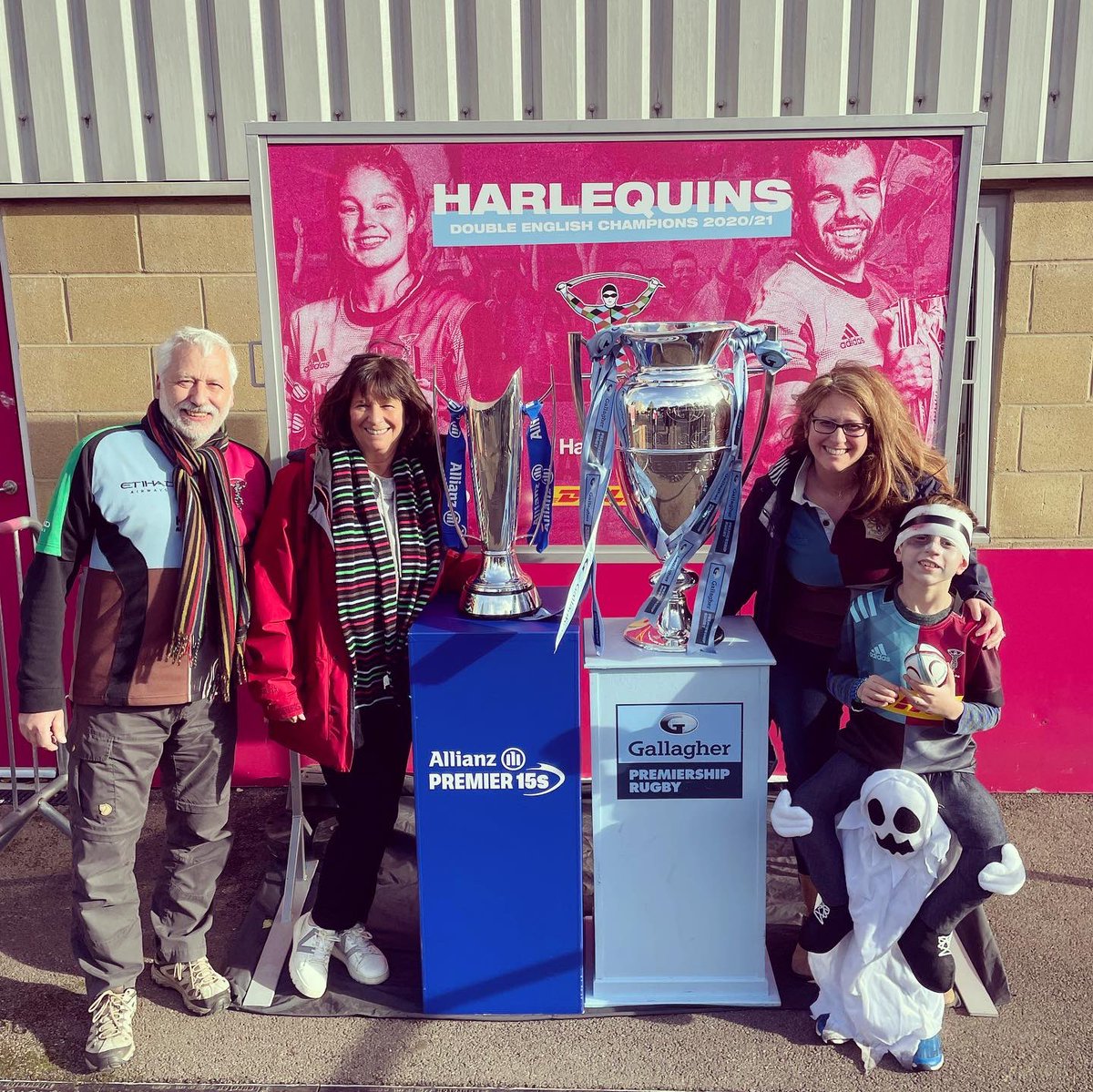 scotch__mist's tweet photo. Come on You Quins! #coyq #harlequins https://t.co/xGiQErgth4