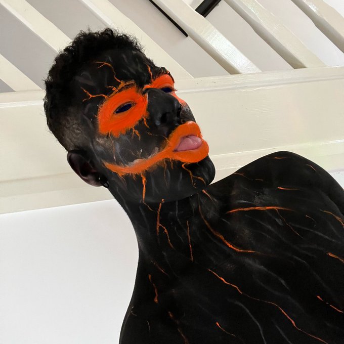 How was ur halloween? 🎃 https://t.co/U5ceWD8Lw1