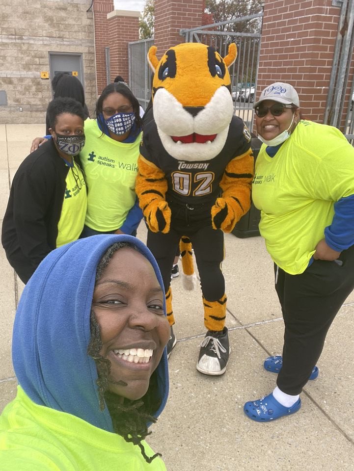 zphibmaryland's tweet image. Maryland Sorors out volunteering at the Autism Walk this morning! Thank you for your service, Sorors! 

#zetaphibeta #atlanticregionzetas #zphibmd #autismawareness