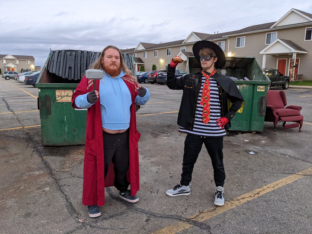 TwoFriendlyBoys's tweet photo. We burgled your hams. Thorry not thorry. Celebrate Halloween by watching our latest video: https://t.co/45KDGrKOL8 https://t.co/6ccbkBYhpi