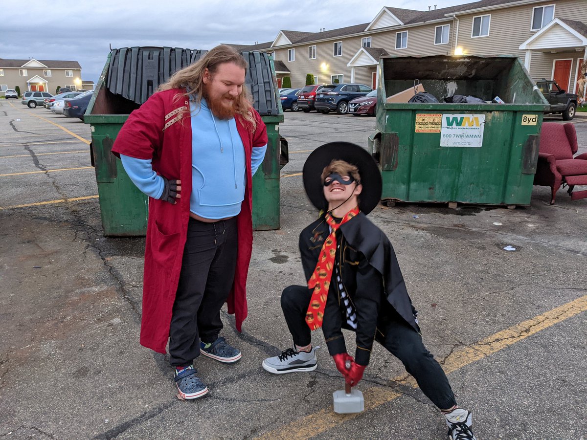 TwoFriendlyBoys's tweet photo. We burgled your hams. Thorry not thorry. Celebrate Halloween by watching our latest video: https://t.co/45KDGrKOL8 https://t.co/6ccbkBYhpi