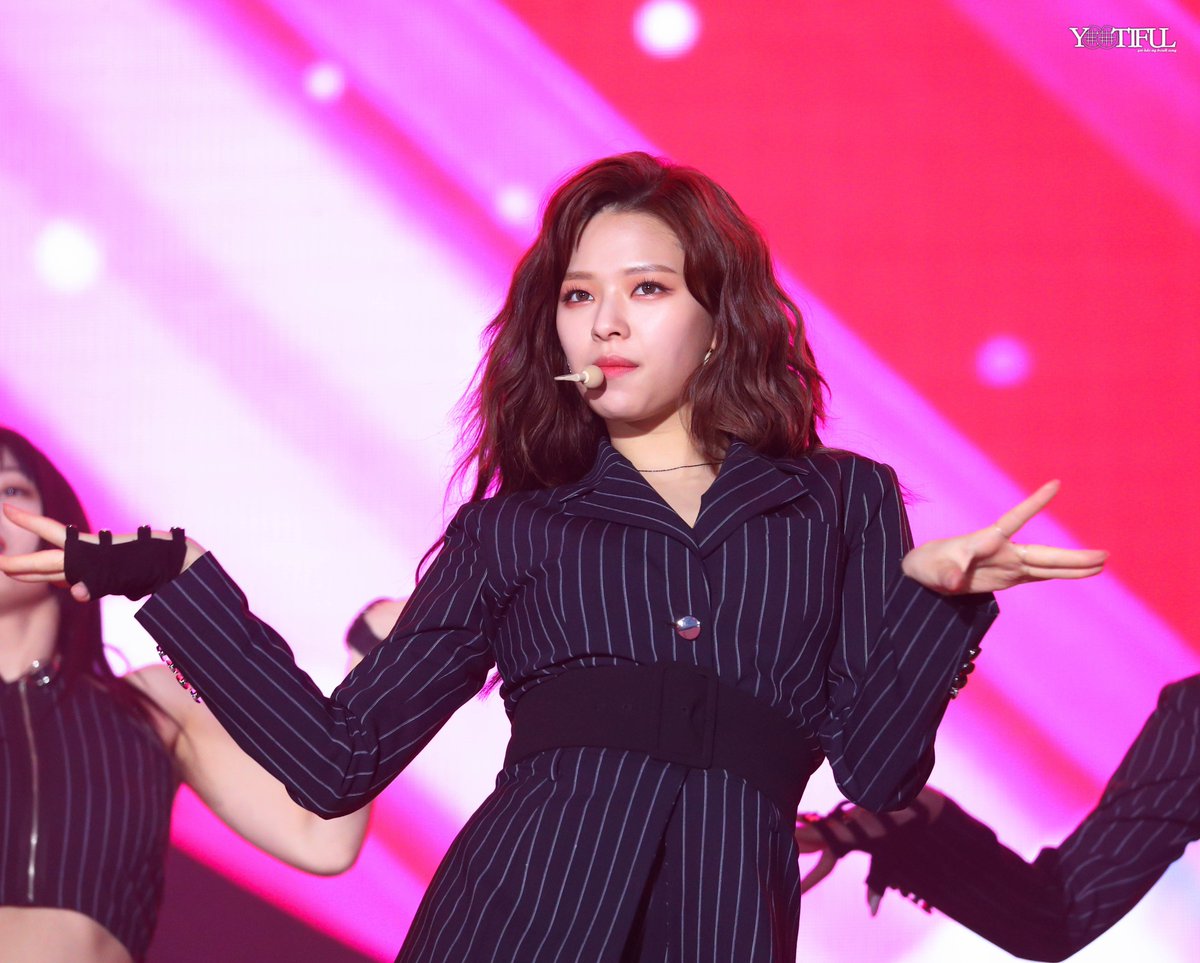Yootiful0111's tweet photo. 우리 정연이 생일축하해! 🎂💚

#정연 #Jeongyeon #ジョンヨン #俞定延 #트와이스 ⁠#TWICE ⁠
#HappyJeongyeonDay 
#정연이_생일_축하방구해 #OurLoveLineJeongyeon https://t.co/uzEwaW4w3V