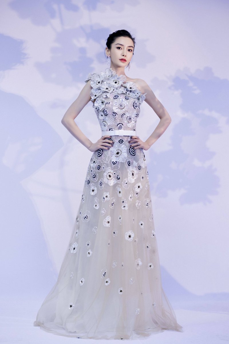 yangyingpics's tweet photo. #Angelababy for BRTV x Jingdong Double 11 Night
👗 : Elie Saab Early Spring 2022 Collection
© 杨颖工作

#yangying #杨颖 https://t.co/Yk2AajzmTD