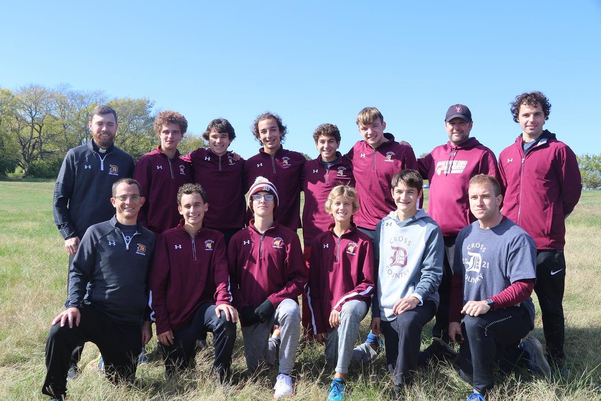 DeSmetJesuitHS's tweet photo. Congrats, @DeSmetTrackXC for qualifying for State with a third place finish at Saturday’s District meet! #lifeatdesmetjesuit https://t.co/Balyi5Hx58