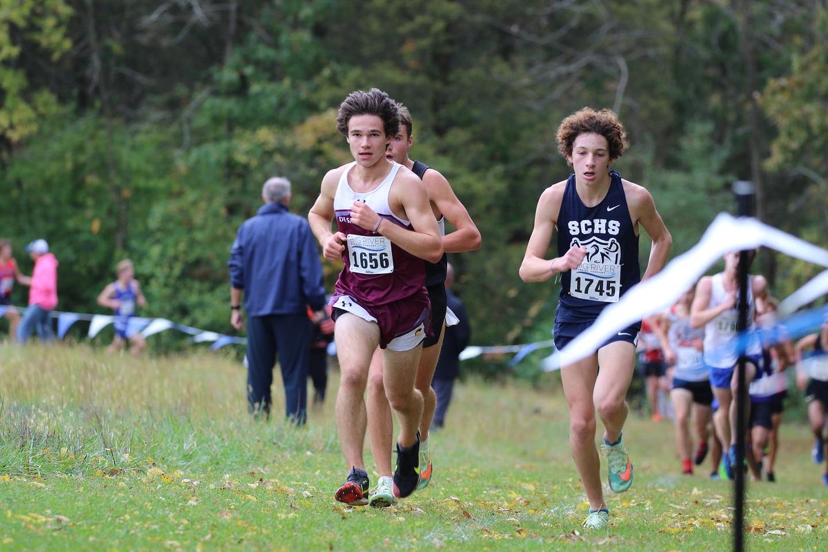 DeSmetJesuitHS's tweet photo. Congrats, @DeSmetTrackXC for qualifying for State with a third place finish at Saturday’s District meet! #lifeatdesmetjesuit https://t.co/Balyi5Hx58