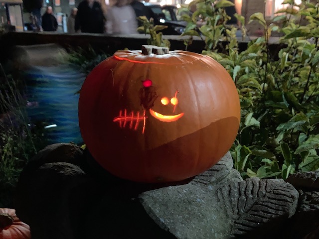 BeesGrenoGreen's tweet photo. All 3 of these #pumpkins were created by some of our lovely kids - Edie, Molly &amp; Benji. Very creative, and again, all of these were super-popular with the folk who came to see them. #Grenoside #Sheffield https://t.co/w6MZ8OuQAf