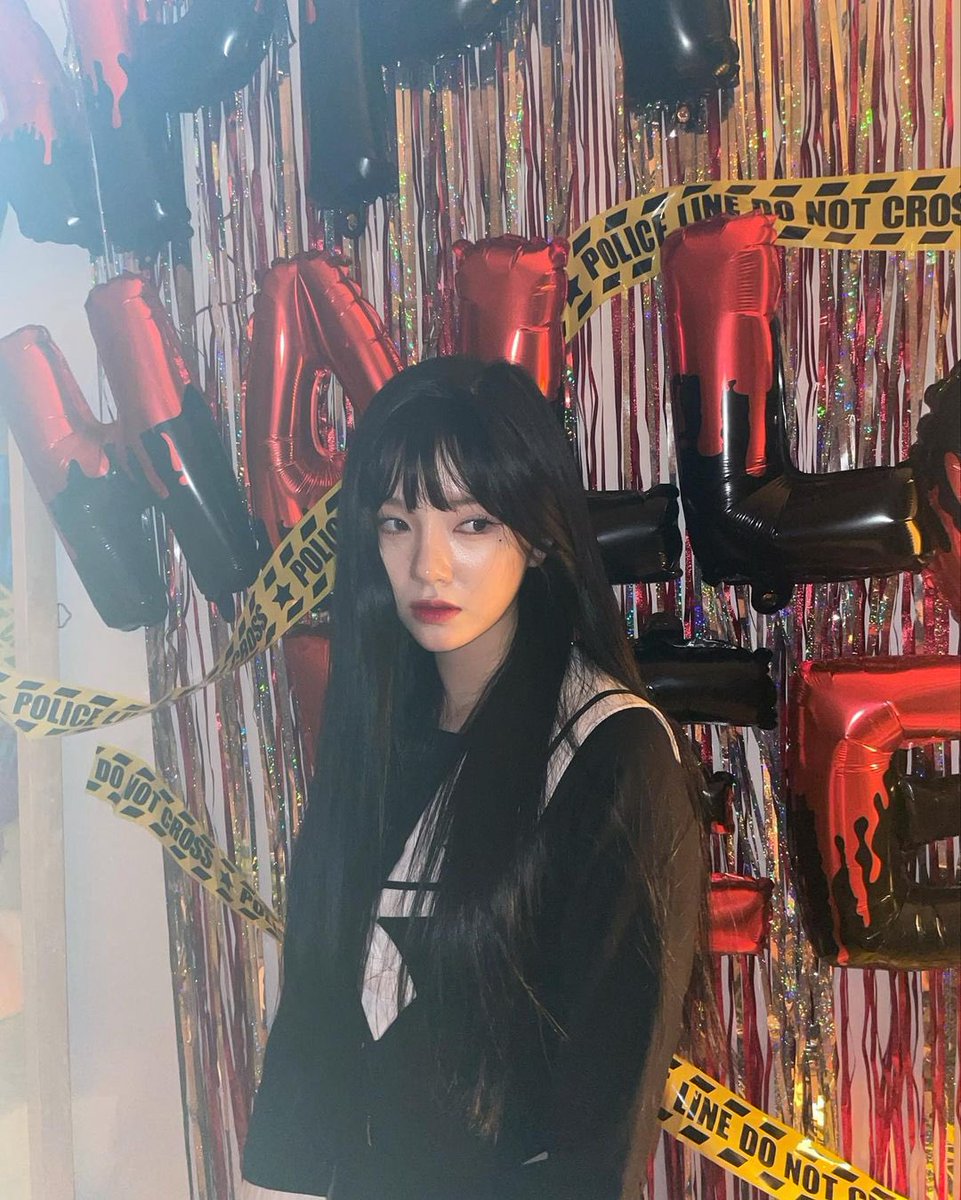 RAYEONLOOKS's tweet photo. instagram update
#fanatics #rayeon #이나연 https://t.co/K9dVcfXkZ3