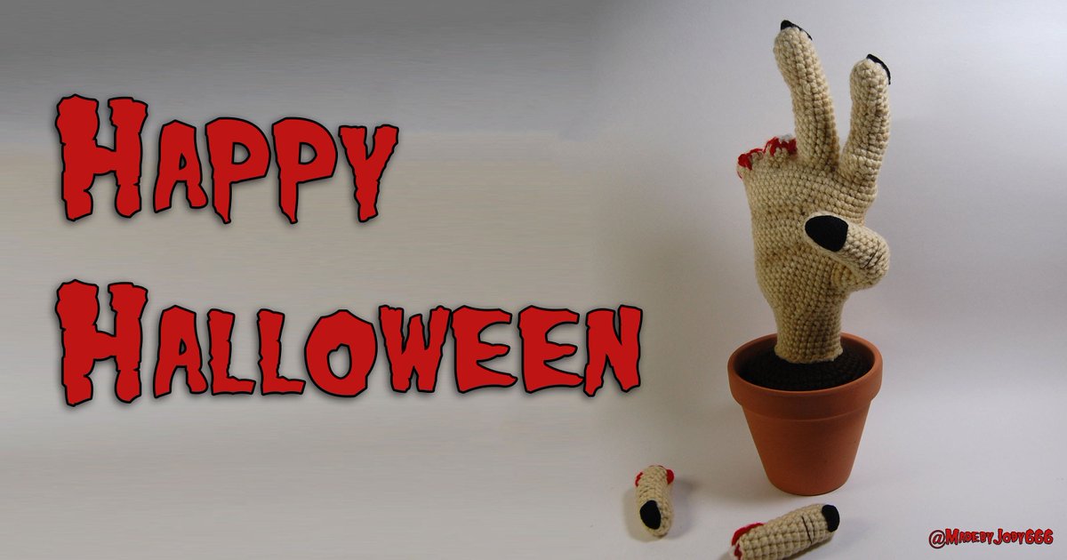 MadebyJody666's tweet photo. Happy Halloween Everyone!!

#halloween #horror #crochet #amigurumi #madebyjody666 #etsy #shopsmall #wolfville #novascotia #severedhand #severedfingers https://t.co/caCP46WPrP