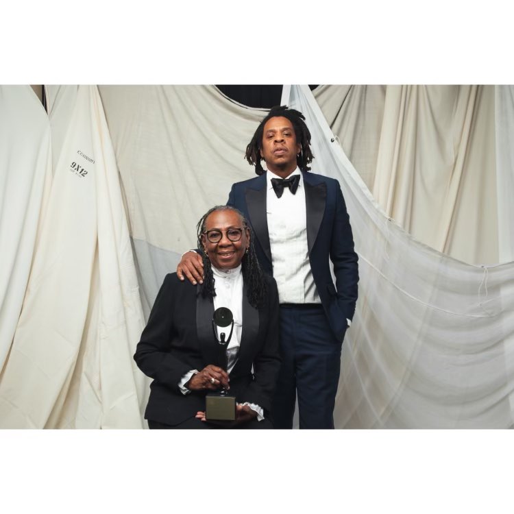 RocNation's tweet photo. Dr. Gloria Carter and Shawn “JAY-Z” Carter.
Rock &amp; Roll Hall Of Fame
Cleveland, OH
October 30, 2021 https://t.co/ghFhvyhOFI