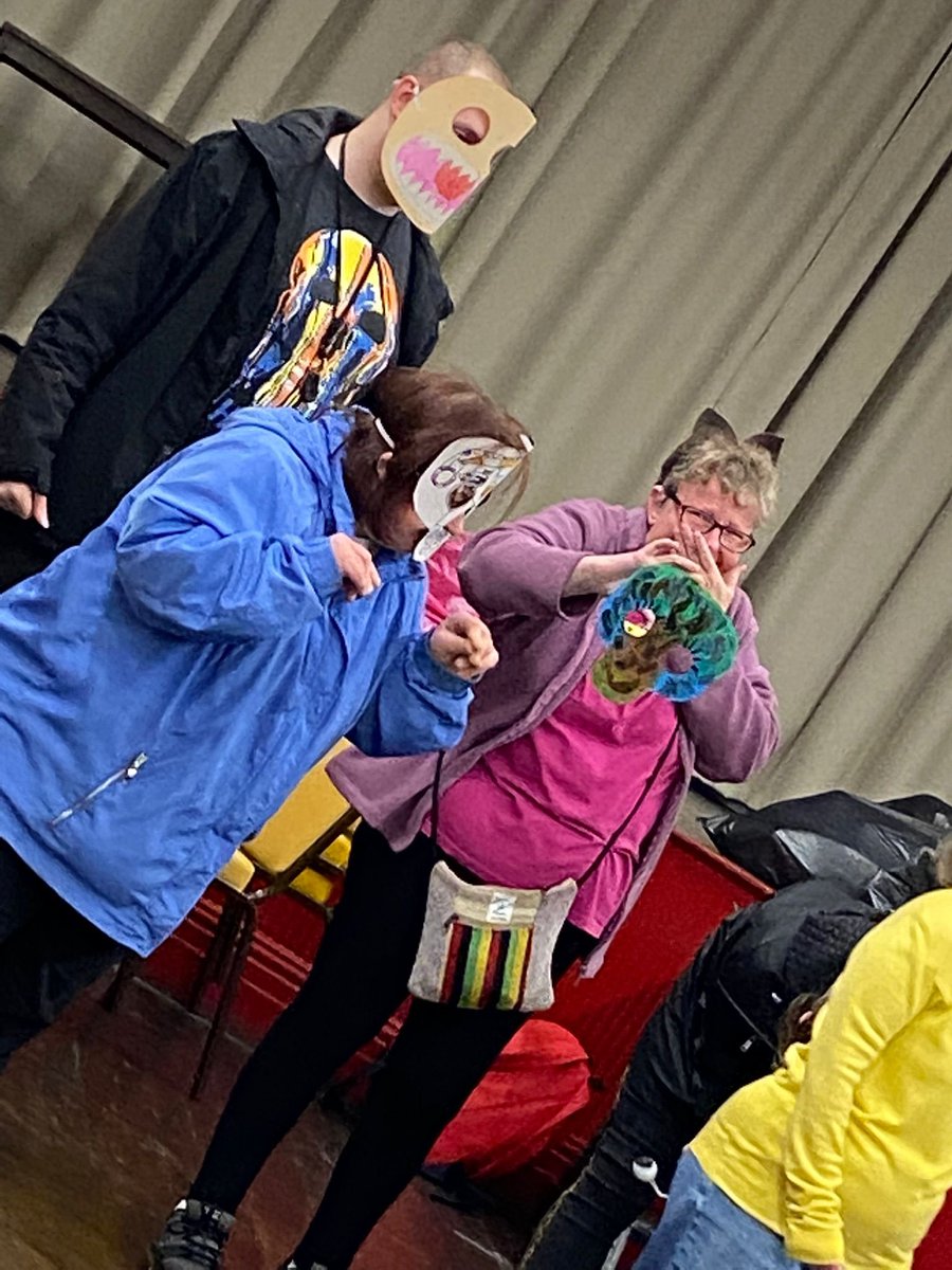 Square Pegs Activity tweet media