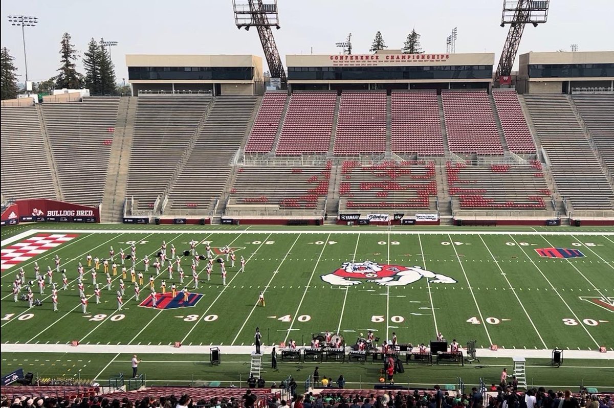 cloviswestmusic's tweet photo. An outstanding performance at Fresno State’s Sierra Cup Classic! 2nd in class and caption awards for Visual and Percussion!
#WhereWeOughtToBe #CWMB #SierraCupClassic https://t.co/VYUoyOZ8MT