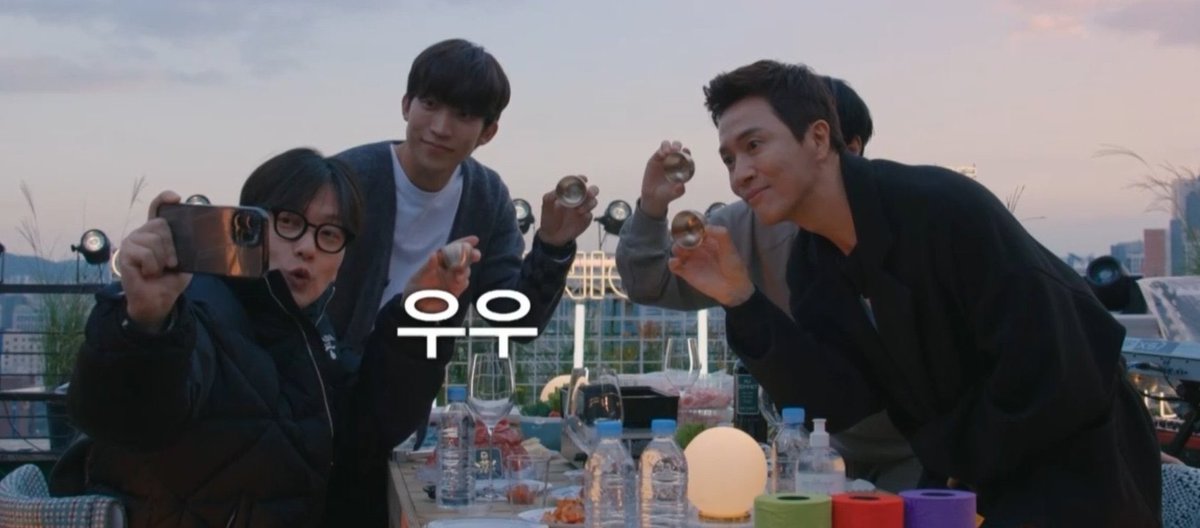 aquadyang's tweet photo. 이 사진 풀어주실 정상동기 구함 https://t.co/YQ6jfAB3qJ