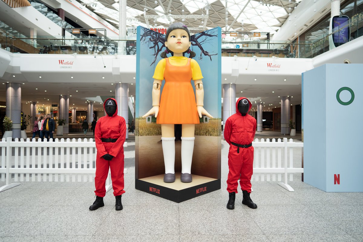 NetflixUK's tweet photo. H△ppy Hall◯ween! Those who fancy their chances can head down to Westfield Shepherd's Bush today, where Squid Game has been brought to life... https://t.co/j7z6qNKPyA