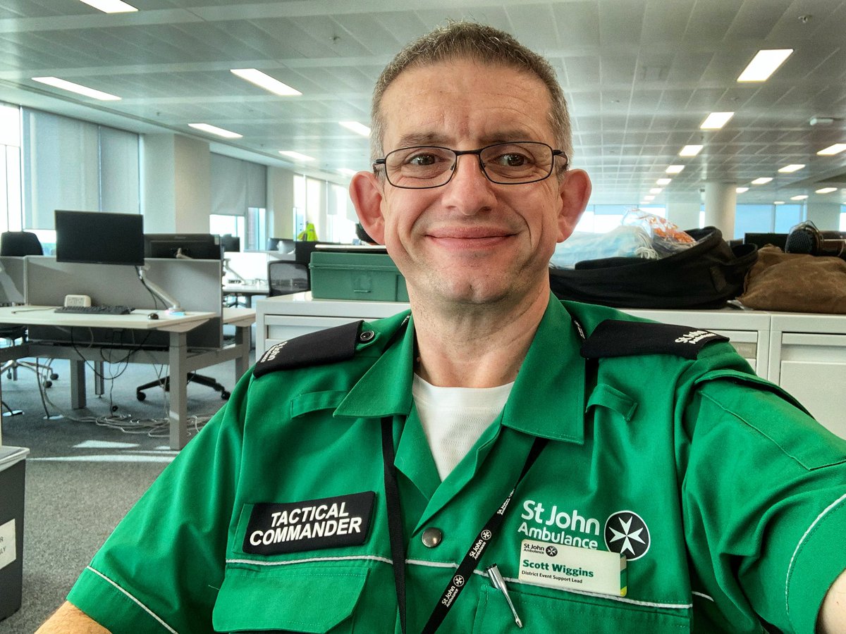 A huge thanks to everyone who has volunteered today from <a href="/sjacovwarks/">SJA Cov & Warks (West Region)</a> to support <a href="/coventryhalf/">CoventryHalf</a> It was very wet, thank you for braving the elements.