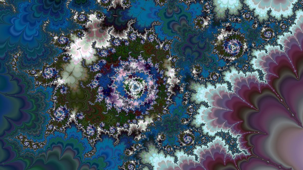 🥳 Royalty distribution today! In order to be eligible for free SOL, DELIST your NFT from marketplaces NOW!