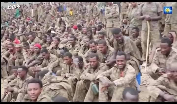 metesohtaoglu's tweet photo. 🔴 Tigray rebels launched a full-scale offensive deep into #Ethiopia and are moving towards the capital of Addis - Ababa.
The Ethiopian army is demoralized and is surrendering en masse, two divisions recently surrendered and two suffered heavy losses,
📸 https://t.co/FSeKf4ZgiC