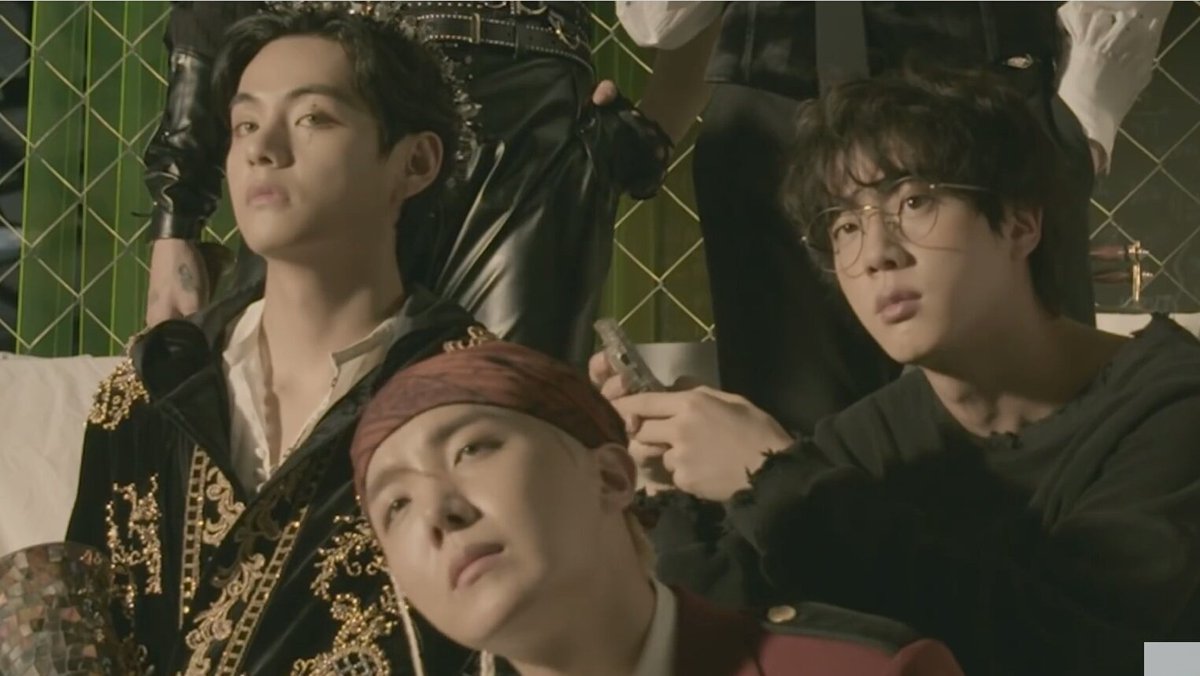 kthsdumplings's tweet photo. JUST A REMINDER BANGTAN THAT I'M NOT YOUR STRONGEST SOLDIER https://t.co/ZhEs4vcUC7