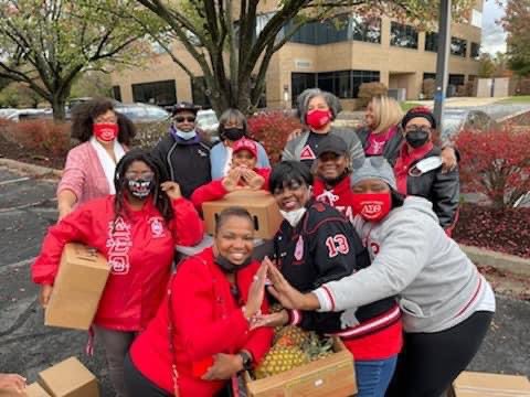 DSTPVAC's tweet photo. The chapter supported three different community partners: Women Who Care Ministries, Interfaith Works-Priscilla's House, and Home Builders Care Assessment Center (HBCAC)-Men's Emergency Shelter.  #PVACMDServes #PVACMDDeltas #PVAC1985 #OutOfManyOnePVAC #DSTEasternRegion https://t.co/OrPgvQ64O1