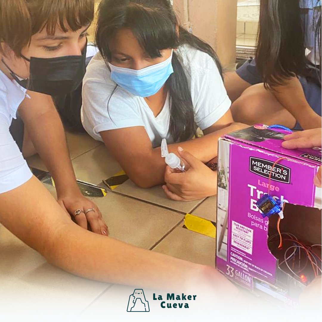 MakerCueva's tweet photo. 📌Como Maker Cueva sabemos que el fomentar la enseñanza en áreas de tecnología es de suma importancia para potenciar e integrar distintas habilidades y competencias de las participantes, en este primer proyecto hemos aprendido mucho sobre la barreras a superar. https://t.co/VakiFeNM6m