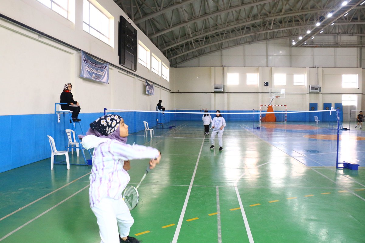 GSB_Sivas's tweet photo. 29 Ekim Cumhuriyet Bayramı kutlamaları kapsamında düzenlenen   Badminton Cumhuriyet Kupası sona erdi🏸
Dereceye giren sporcularımızı tebrik ederiz 👏 https://t.co/1aonn3tb1R