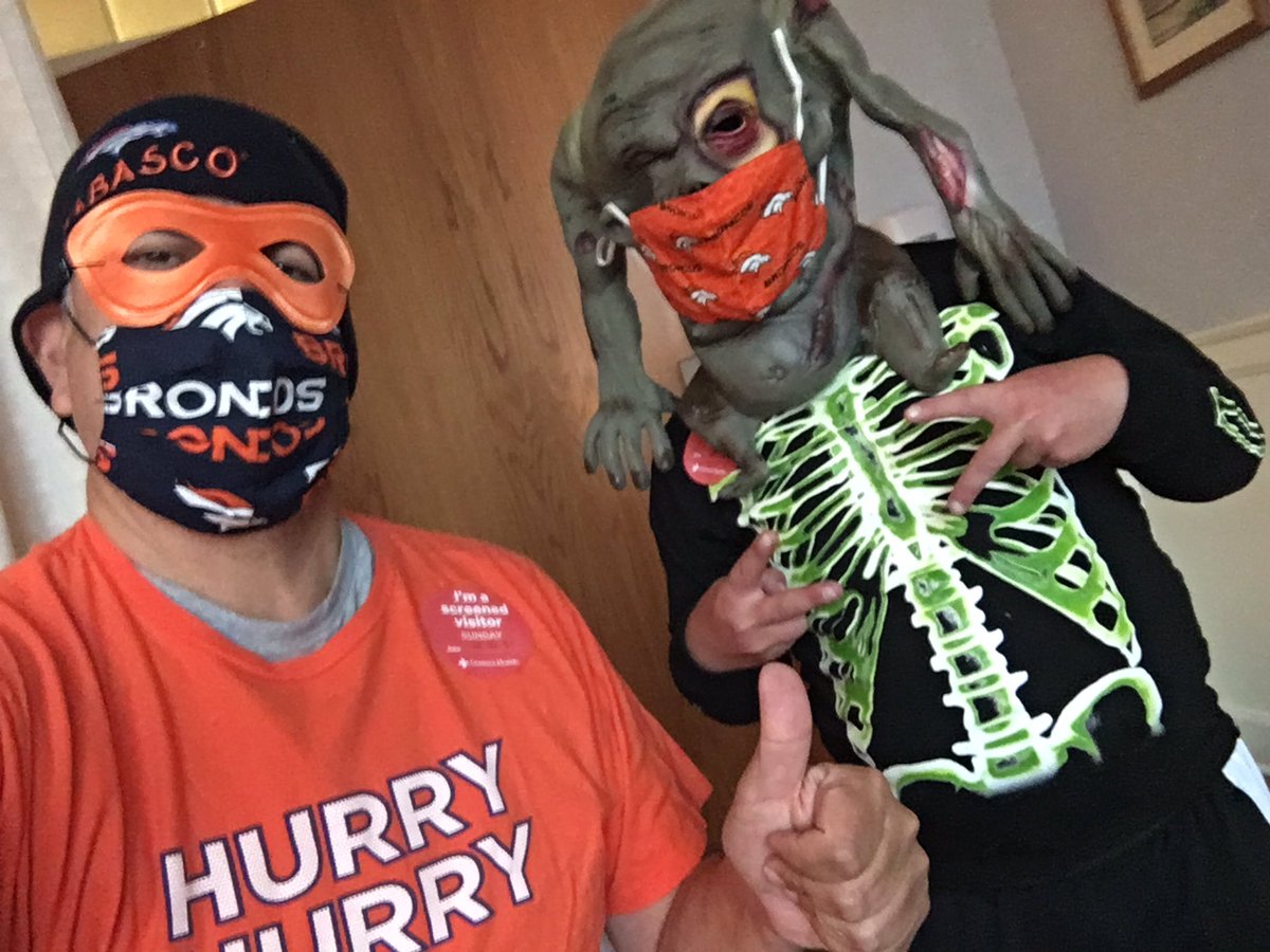 greg_nieto's tweet photo. Maybe #peytonmanning will dress-up as our Starting QB- Today! @channel2kwgn @KDVR #WASvsDEN @CashNic #Halloween #HurryHurry #ringoffame https://t.co/kbtTTtcpSJ